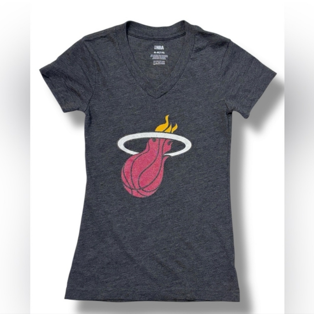 NBA Miami Heat Gray V-Neck T-Shirt LeBron James